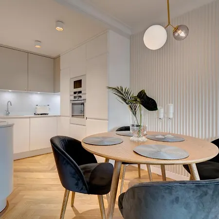 Dom & House - Winter Apartment