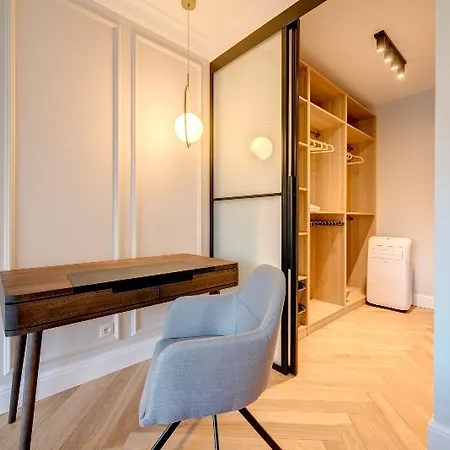 Dom & House - Winter