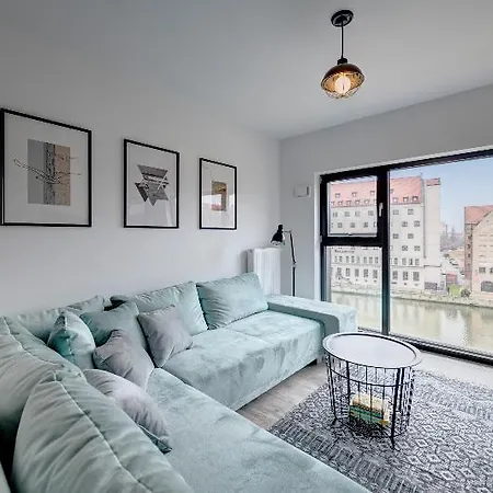 Dom & House - Winter