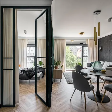 Apartment Dom & House - Winter Danzig