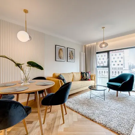 Dom & House - Winter Apartment